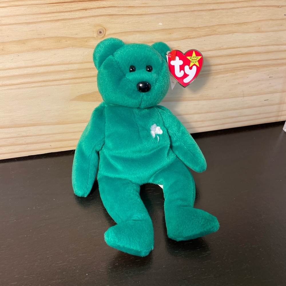 Erin 1997 St. Patrick’s Day Ty Beanie Baby // 3/$38
